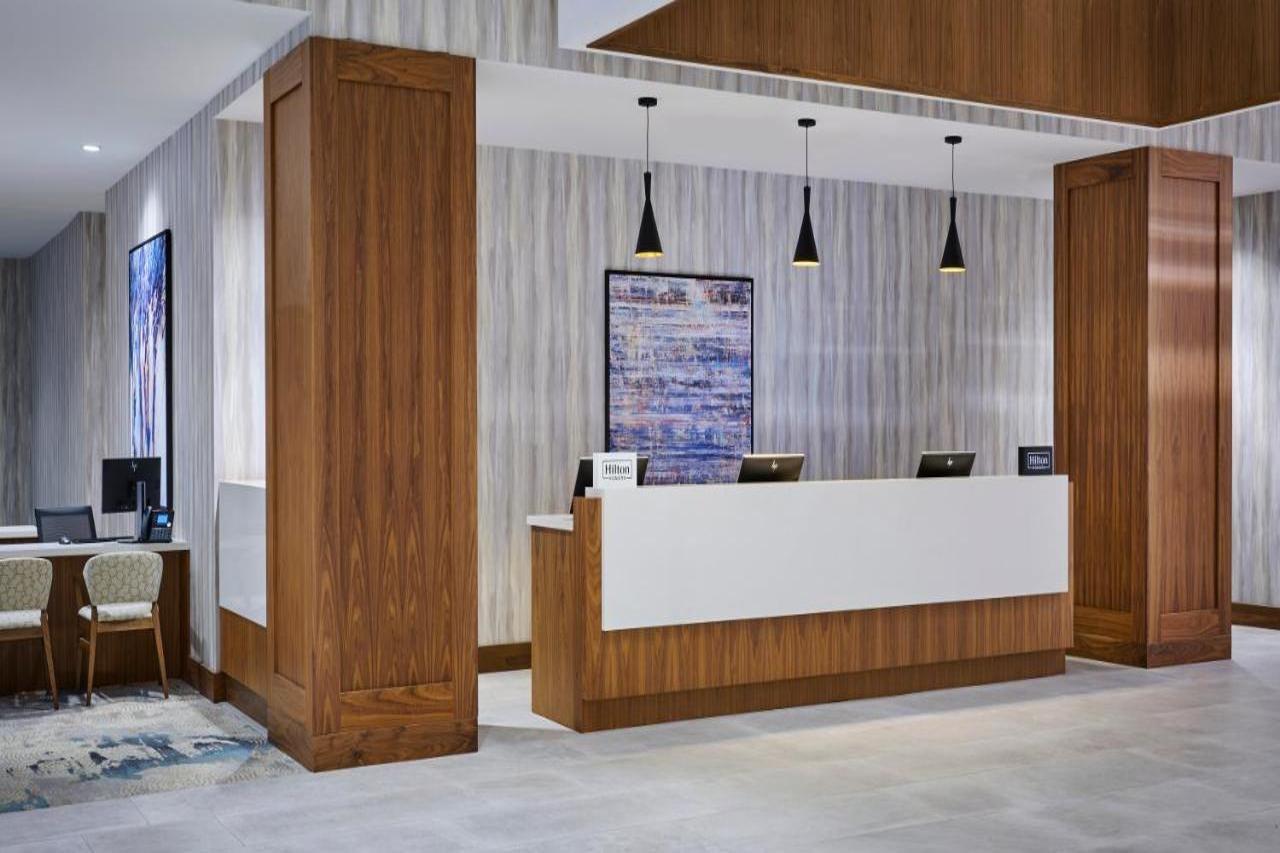 Doubletree By Hilton Windsor, On Exterior foto